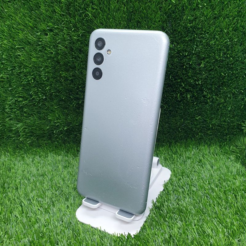 Samsung M13 srochna sotiladi Samsung M13 srochna sotiladi