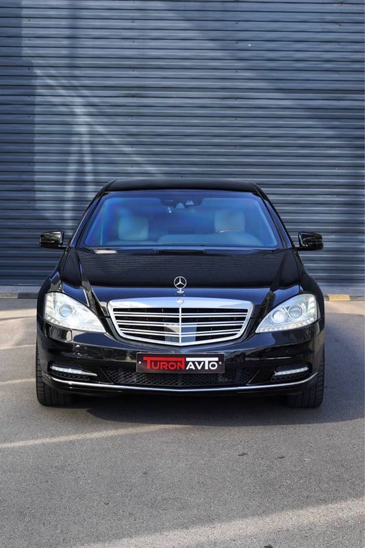 Mercedes Benz S600 W221 V12 Guard B7 Mercedes Benz S600 W221 V12 Guard B7