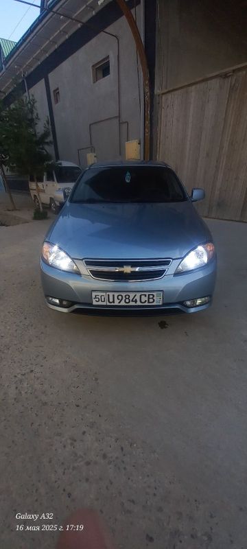 Jentra 2015 yil sotiladi Jentra 2015 yil sotiladi