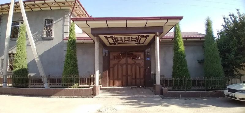 Zangiota tumani solnichniyda 6 sotixli kotej tez va arzon otiladi Zangiota tumani solnichniyda 6 sotixli kotej tez va arzon otiladi