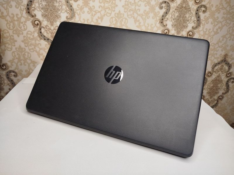 Продается ноутбук HP Laptop 15, Intel Core i3 7020 8GbDDR4/256SSD Продается ноутбук HP Laptop 15, Intel Core i3 7020 8GbDDR4/256SSD