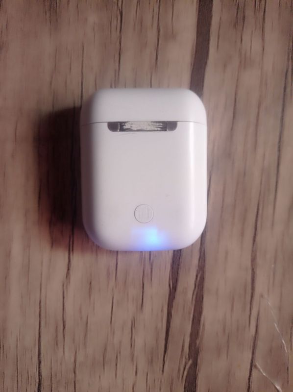 Airpods TWS sotiladi Airpods TWS sotiladi