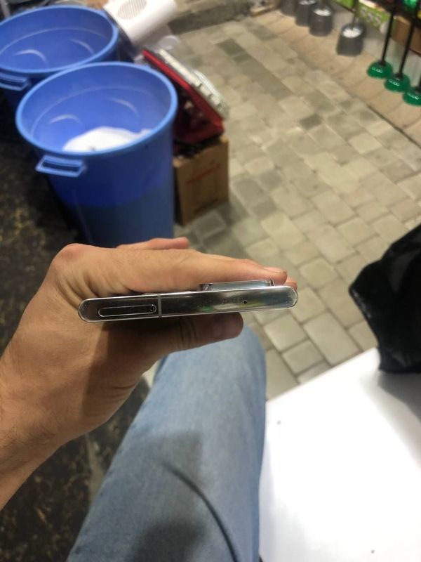 Samsung not 20 ultra 8/256 Veitnam Karobka dokument bor Dual sim + esi Samsung not 20 ultra 8/256 Veitnam Karobka dokument bor Dual sim + esi