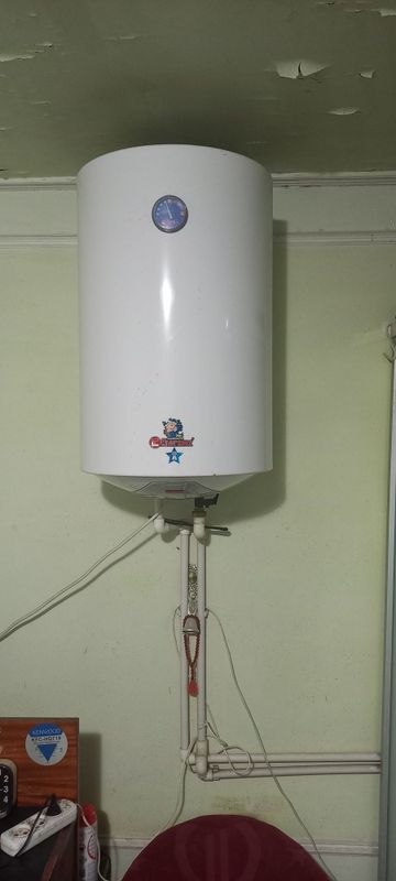 СРОЧНО продается боилер (газовый котел) по лучшей цене СРОЧНО продается боилер (газовый котел) по лучшей цене