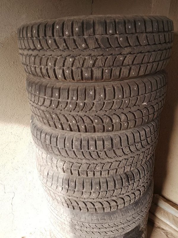 Зимняя резина 195/65 r15