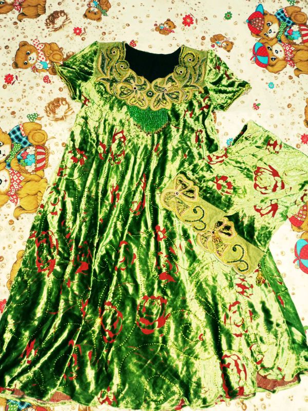 Kurta poycha sotiladi
