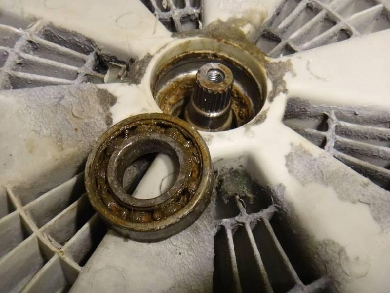 Замена подшипника стиральных машин Замена подшипника стиральных машин