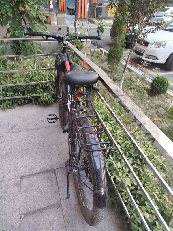 Velosiped holati yaxshi narxi kelishiladi Velosiped holati yaxshi narxi kelishiladi