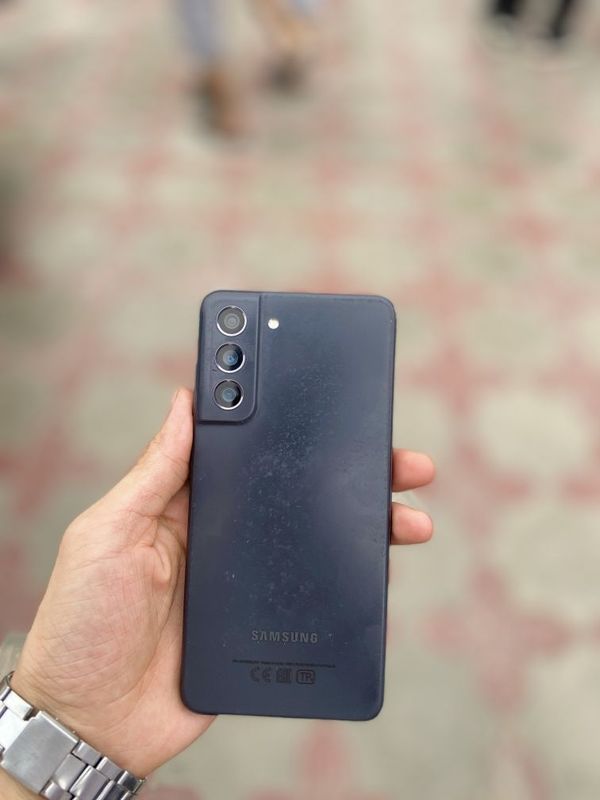 Samsung Gakaxy S21 FE Samsung Gakaxy S21 FE