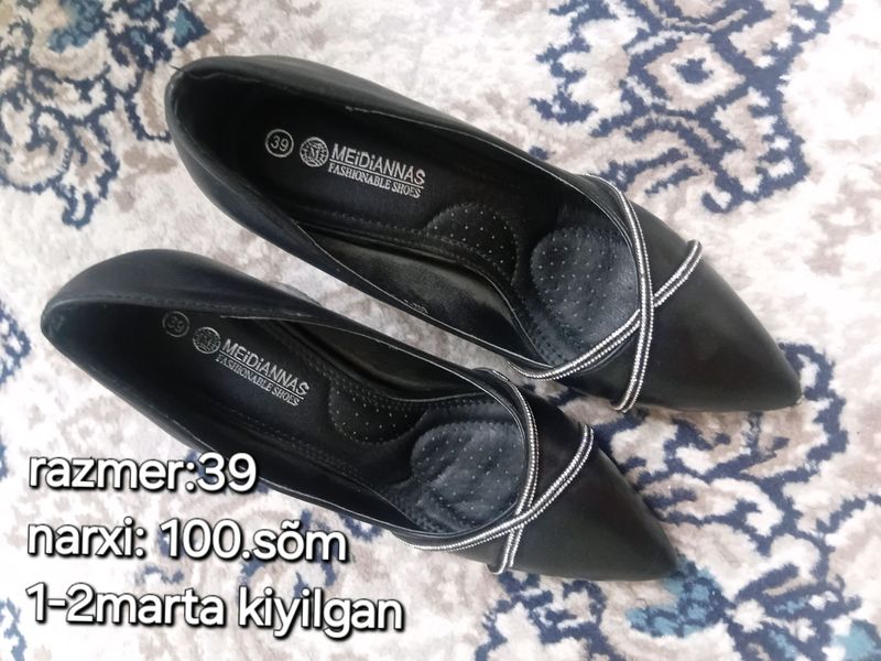 oyoq kiyim oyoq kiyim