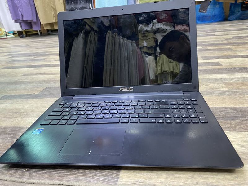 ASUS X553MA nout ASUS X553MA nout