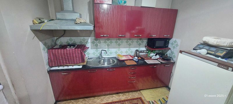Кухонный мебель сотилади Кухонный мебель сотилади