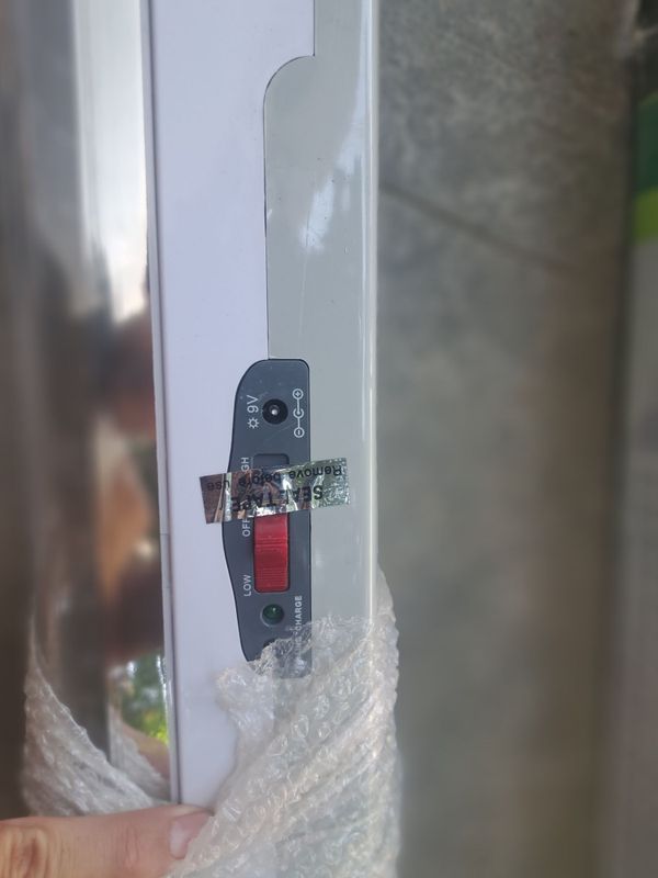 Fonarlar sotiladi Fonarlar sotiladi