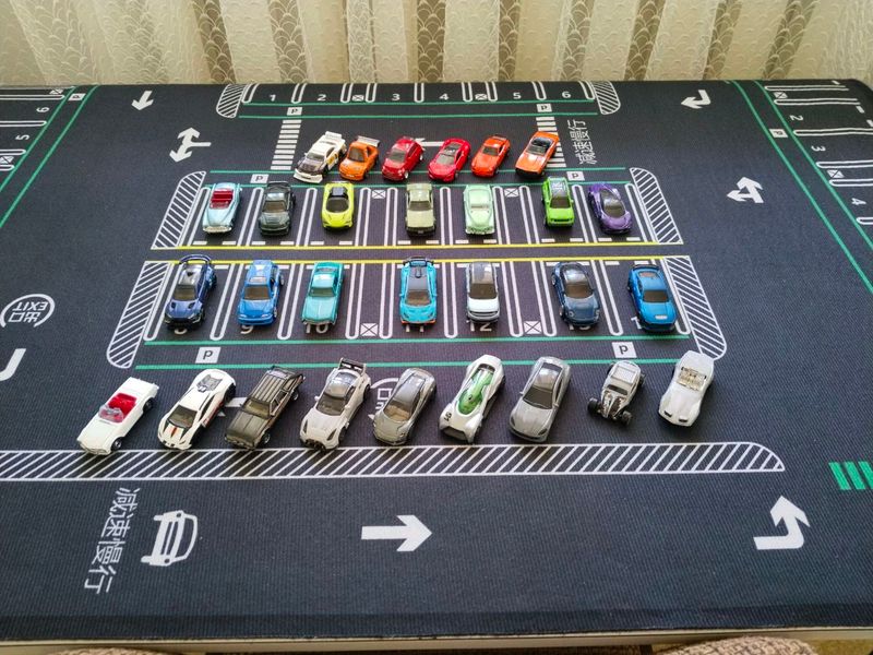 Hot wheels/Matchbox Hot wheels/Matchbox