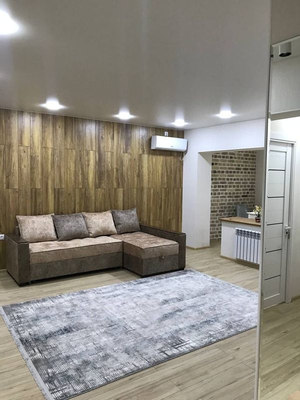 Chilonzor 1 kv upokovka uy arenda beriladi Chilonzor 1 kv upokovka uy arenda beriladi