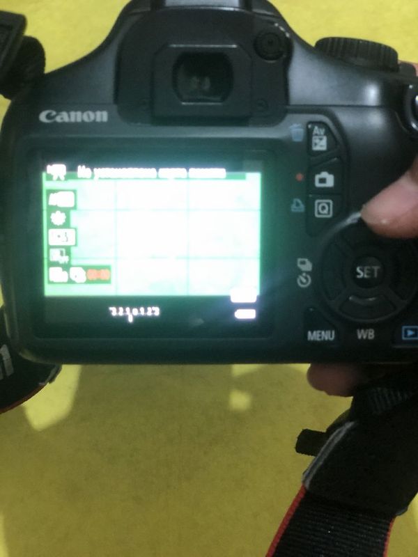 canon 1100d holati ideal UZB bôylab dastavka xizmati bor canon 1100d holati ideal UZB bôylab dastavka xizmati bor