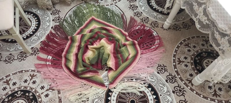 Шаль. Для женщин Шаль. Для женщин