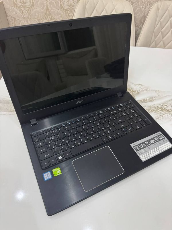 Acer Aspire E 15 Acer Aspire E 15