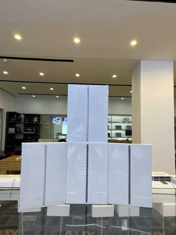 IPad 9 64/256 Sim/wifi Skidka narxda ulgurib qoling! 290$