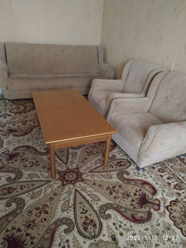 Продается диван раскладной, в отличном состоянии. Продается диван раскладной, в отличном состоянии.