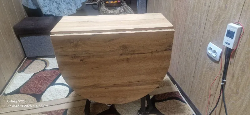 стол состояние отличное