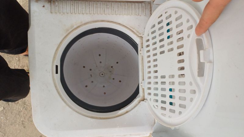 Kir moshina 600 som