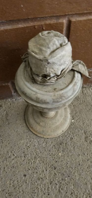 Qadimiy lampa chiroq
