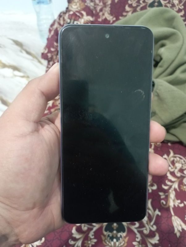 Infinix hot 30 sotiladi 600 min Infinix hot 30 sotiladi 600 min