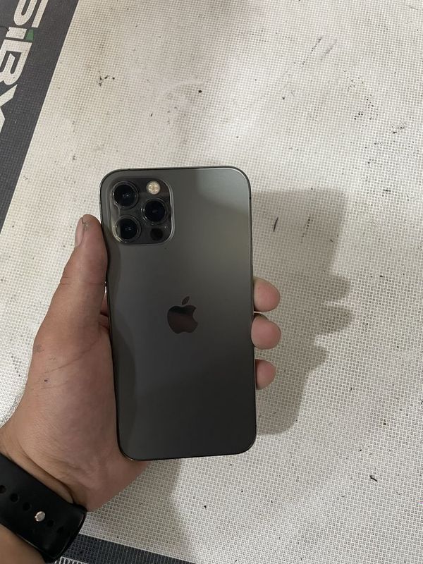 Iphone 12 pro ideal