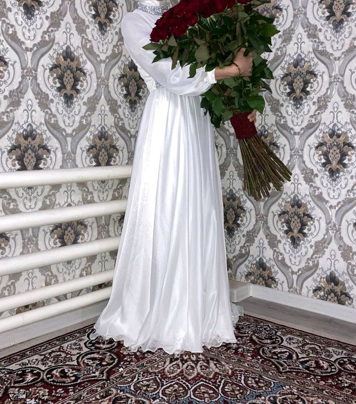 1 Marta kiyilgan Merry me  un oladganla tel qlila