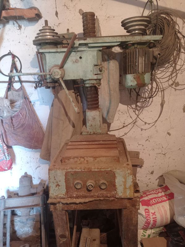 sssr sverlit apparat sotladi holati yaxshi sssr sverlit apparat sotladi holati yaxshi