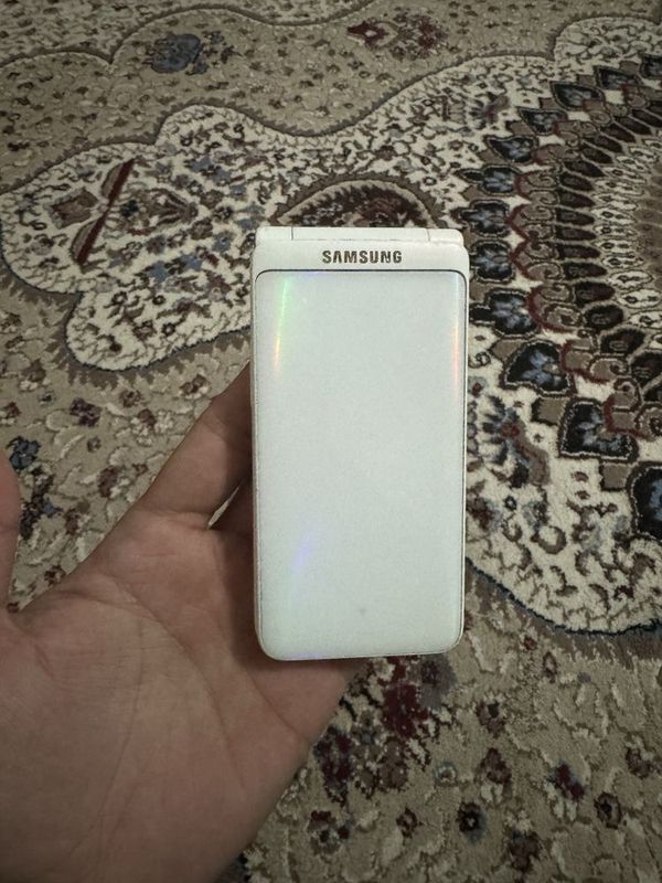 Samsung folder 2