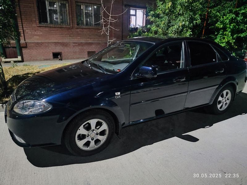 Gentra darkmoon blue 3 позиция 24000 пробег люк, магнитола Gentra darkmoon blue 3 позиция 24000 пробег люк, магнитола