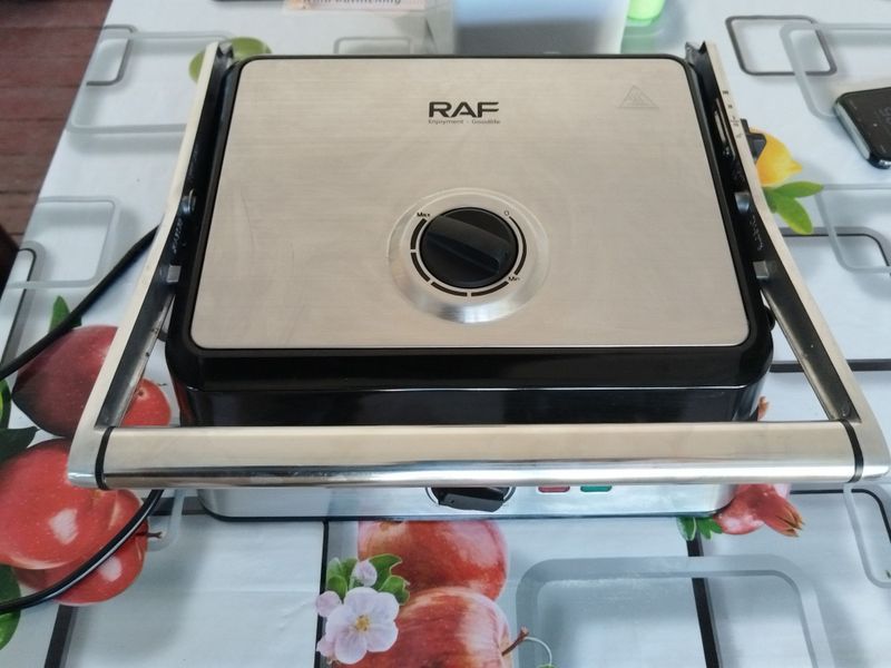 Toster RAF sotiladi srochna Toster RAF sotiladi srochna