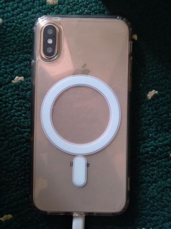 Iphone xs sotiladi Iphone xs sotiladi