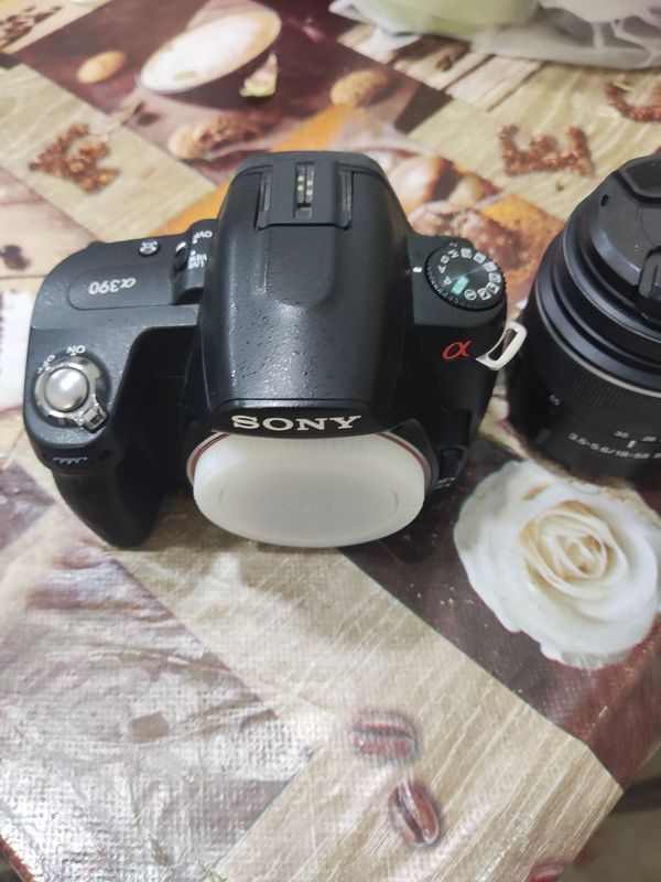 Sony alpha DSLR 390