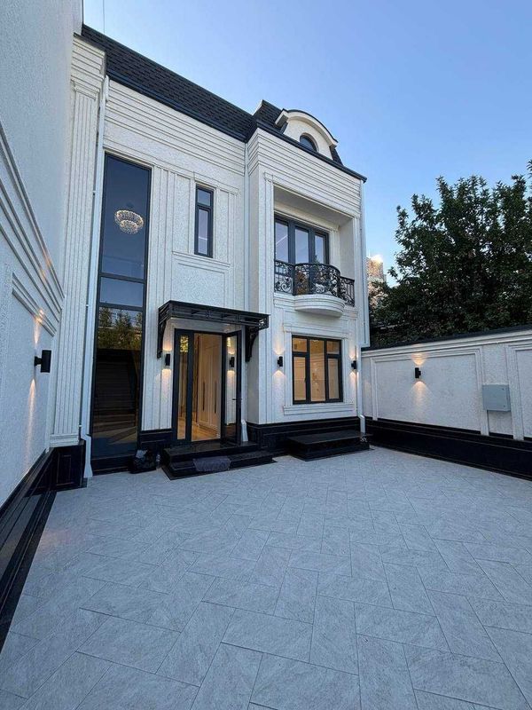 Продается шикарный дом ЦИАЛКОВСКИЙ 2 сотки 220м2 Продается шикарный дом ЦИАЛКОВСКИЙ 2 сотки 220м2