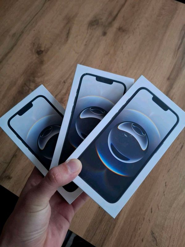 iPhone 16e iPhone 16e