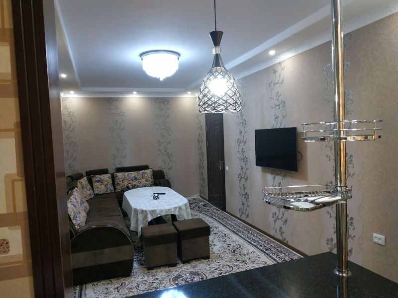 Сдаётся как 2х комнатная квартира на 1этаже за 300$ Сдаётся как 2х комнатная квартира на 1этаже за 300$