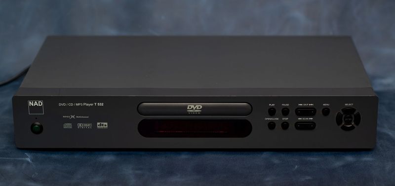 NAD T532 DVD/CD player