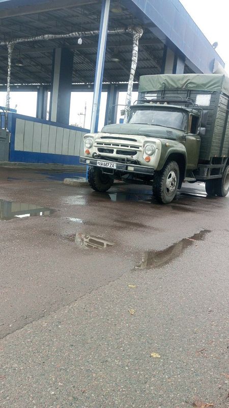 Zil bartavoy mator karobka yaxshi pul zarur bo‘p qoldi Zil bartavoy mator karobka yaxshi pul zarur bo‘p qoldi