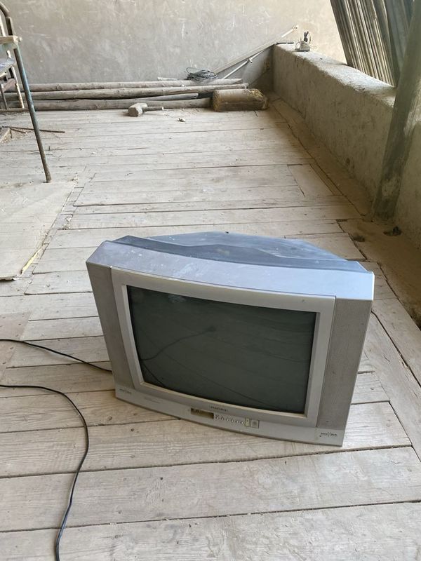 Tilivizor toshiba ishlab turibdi Tilivizor toshiba ishlab turibdi
