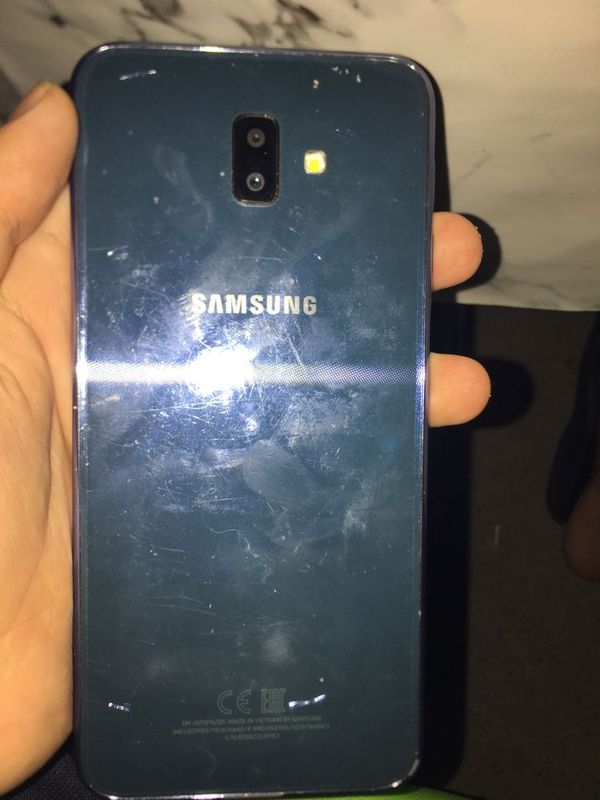 Samsung j6+ ideal 32 gb Samsung j6+ ideal 32 gb