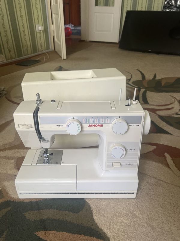 Швейная машинка Janome Швейная машинка Janome
