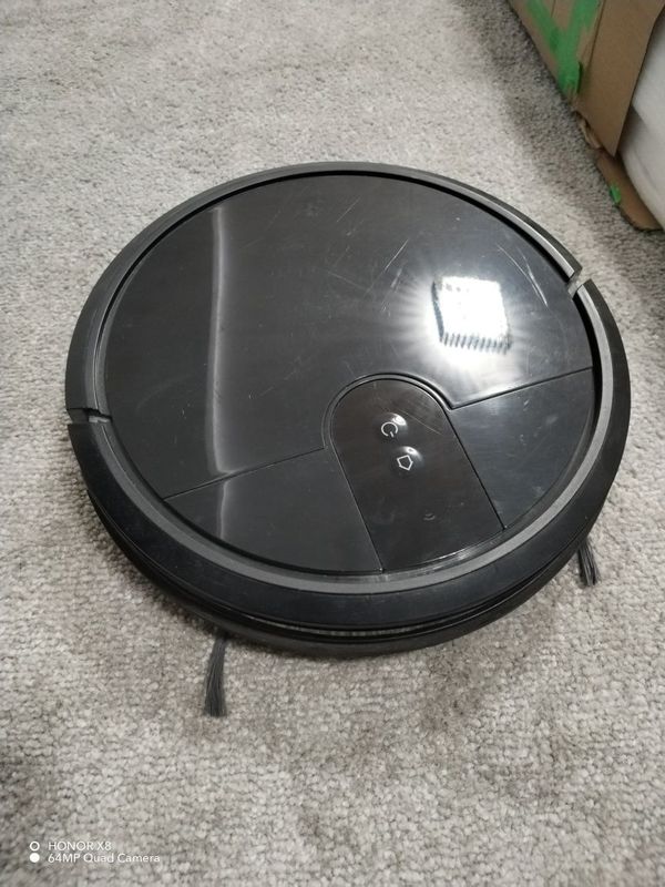 Робот пылесос / Robot Vacuum Cleaner