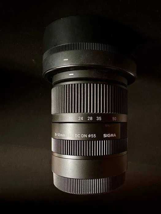 Объектив SIGMA 18-50mm f/2.8 DC DN | Contemporary Sony E-Mount Объектив SIGMA 18-50mm f/2.8 DC DN | Contemporary Sony E-Mount