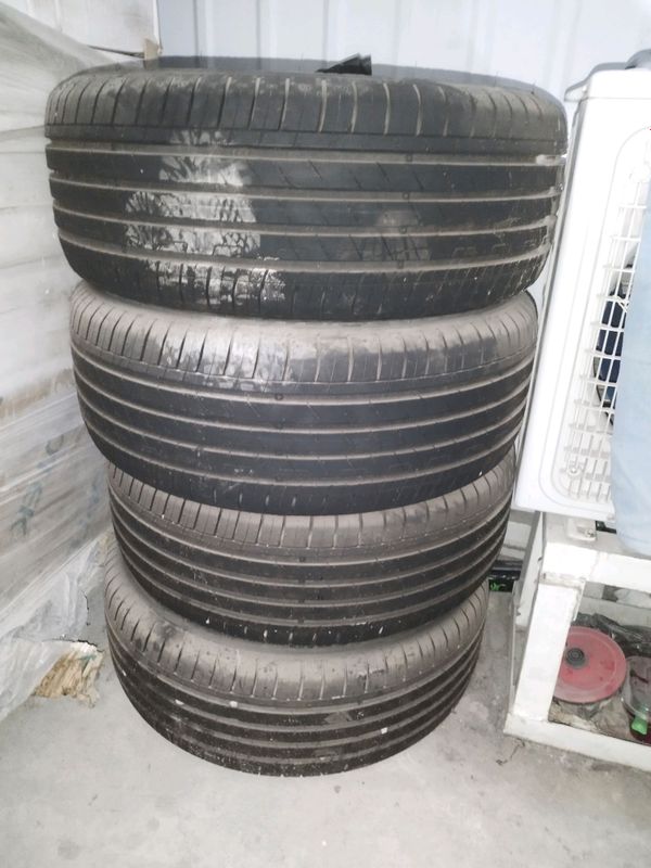 шины 215/55R17 Tracker 2