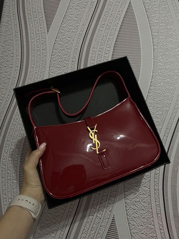 Брендова сумка Saint Laurent