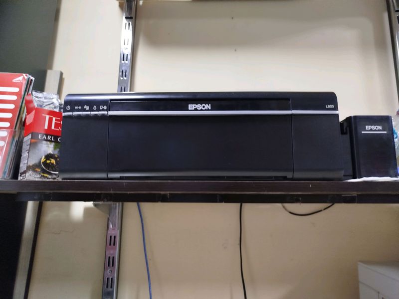 printer L-805 sotiladi printer L-805 sotiladi