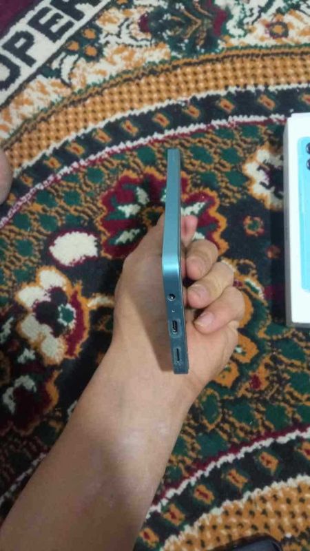 Samsumg a06 sotildi obmen y